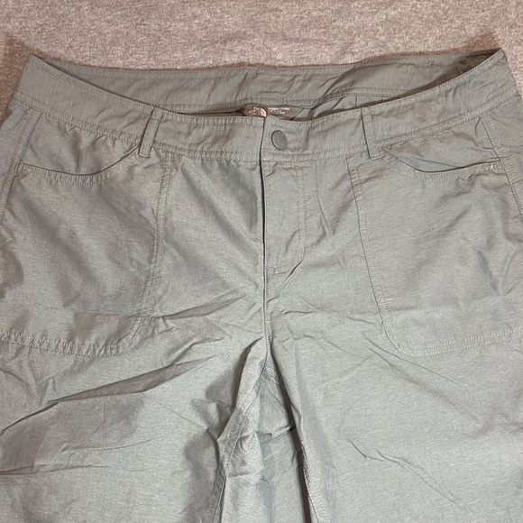 THE North Face women’s shorts. - Picture 2 of 16